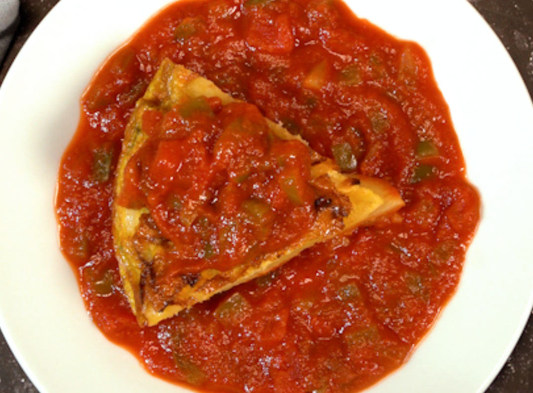 receta de tortilla española con puré de tomate